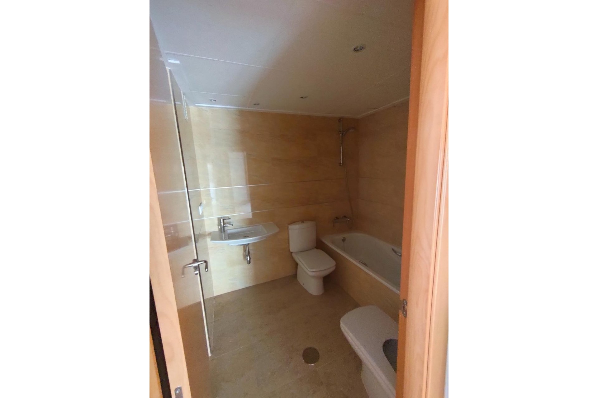 Herverkoop - Apartment -
Torrevieja - Estacion De Autobuses