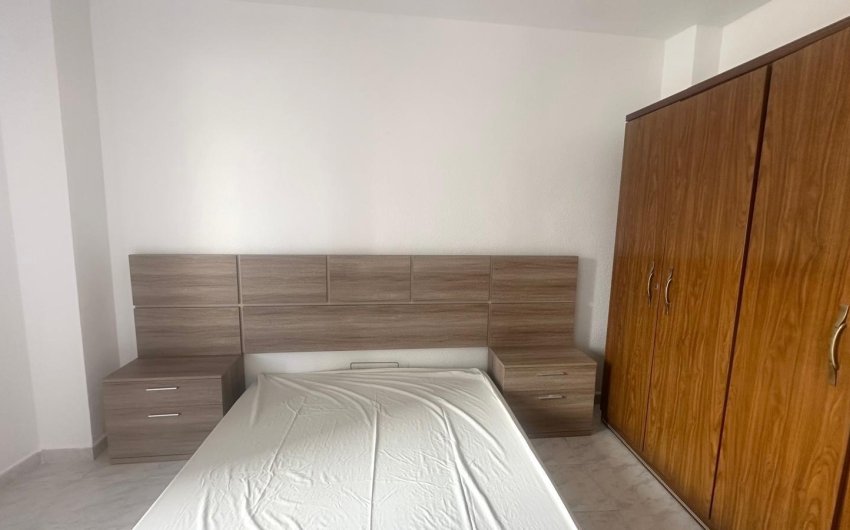 Herverkoop - Apartment -
Torrevieja - Estacion De Autobuses