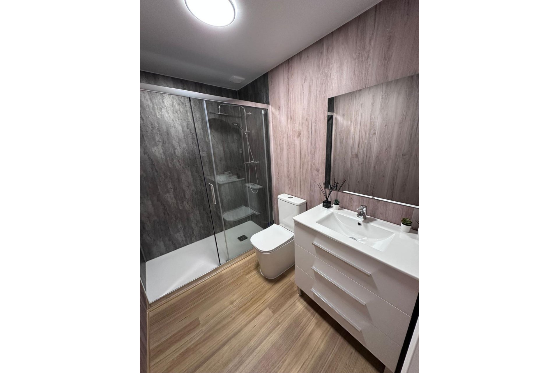 Herverkoop - Apartment -
Torrevieja - Estacion De Autobuses