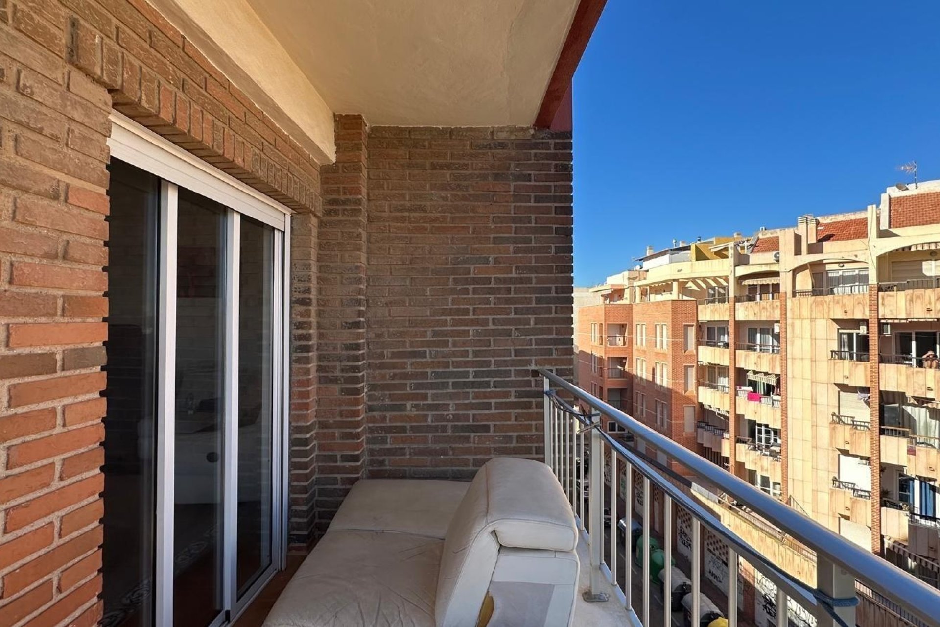 Herverkoop - Apartment -
Torrevieja - Estacion De Autobuses