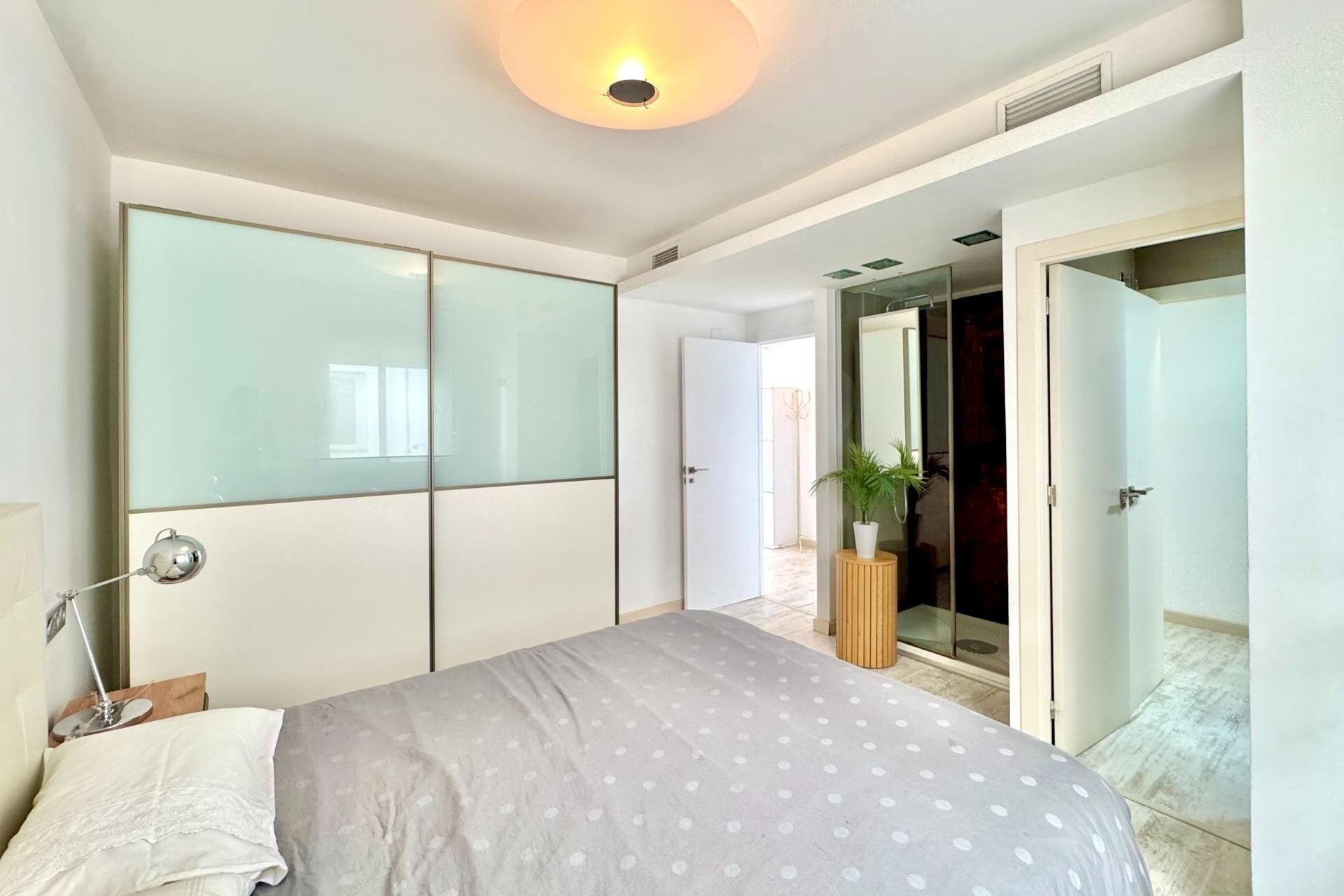 Herverkoop - Apartment -
Torrevieja - Estacion De Autobuses