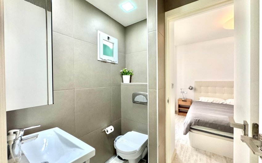 Herverkoop - Apartment -
Torrevieja - Estacion De Autobuses