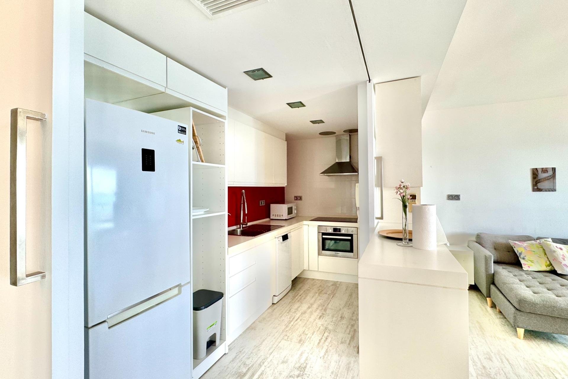 Herverkoop - Apartment -
Torrevieja - Estacion De Autobuses