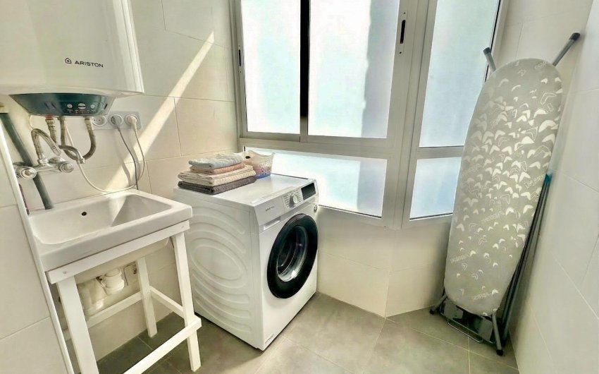 Herverkoop - Apartment -
Torrevieja - Estacion De Autobuses