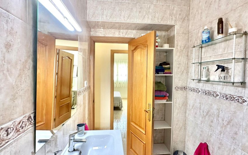 Herverkoop - Apartment -
Torrevieja - Estacion De Autobuses