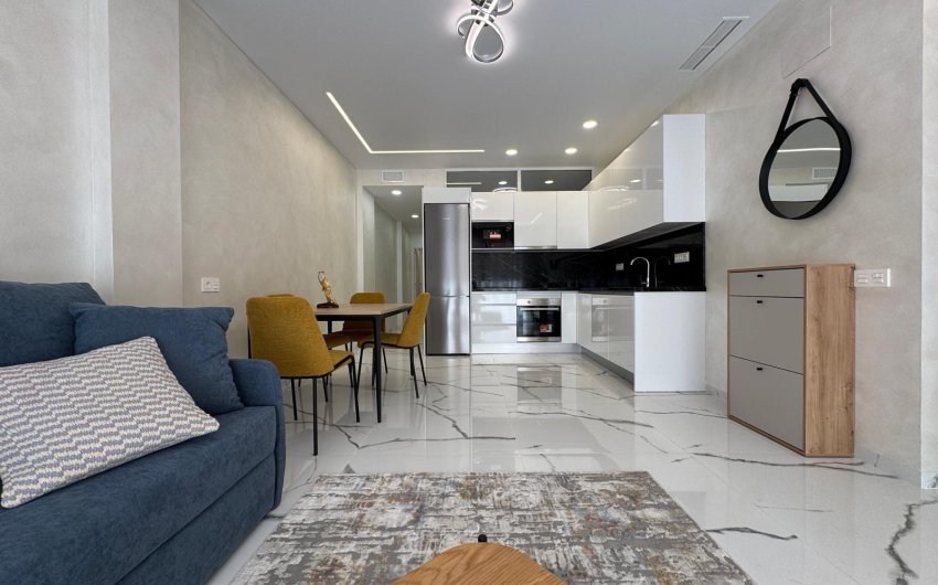 Herverkoop - Apartment -
Torrevieja - Estacion De Autobuses