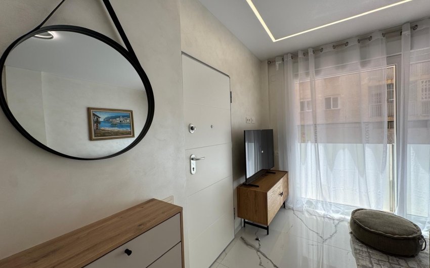 Herverkoop - Apartment -
Torrevieja - Estacion De Autobuses