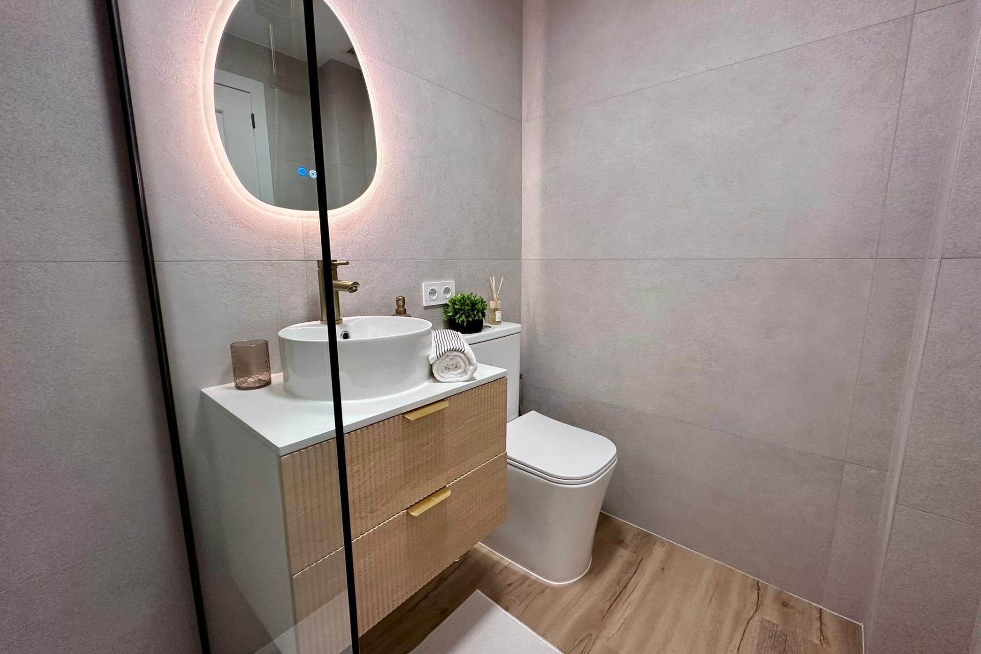 Herverkoop - Apartment -
Torrevieja - Habaneras