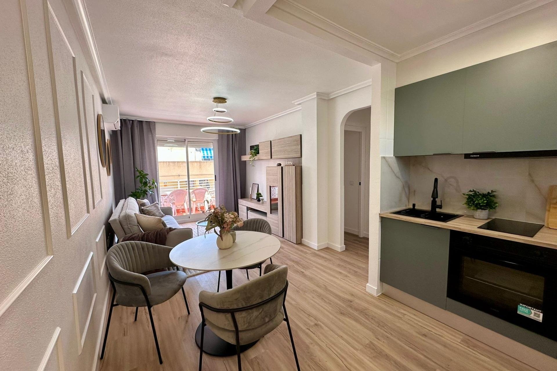 Herverkoop - Apartment -
Torrevieja - Habaneras
