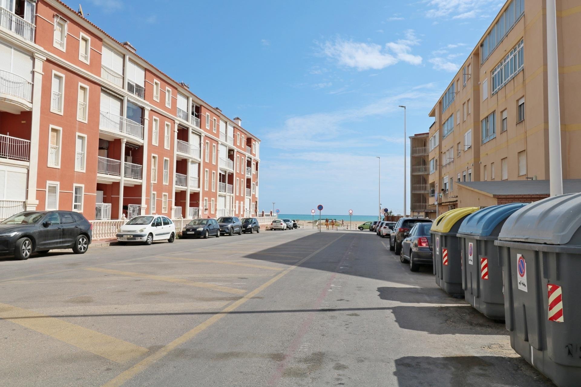 Herverkoop - Apartment -
Torrevieja - La Mata Pueblo