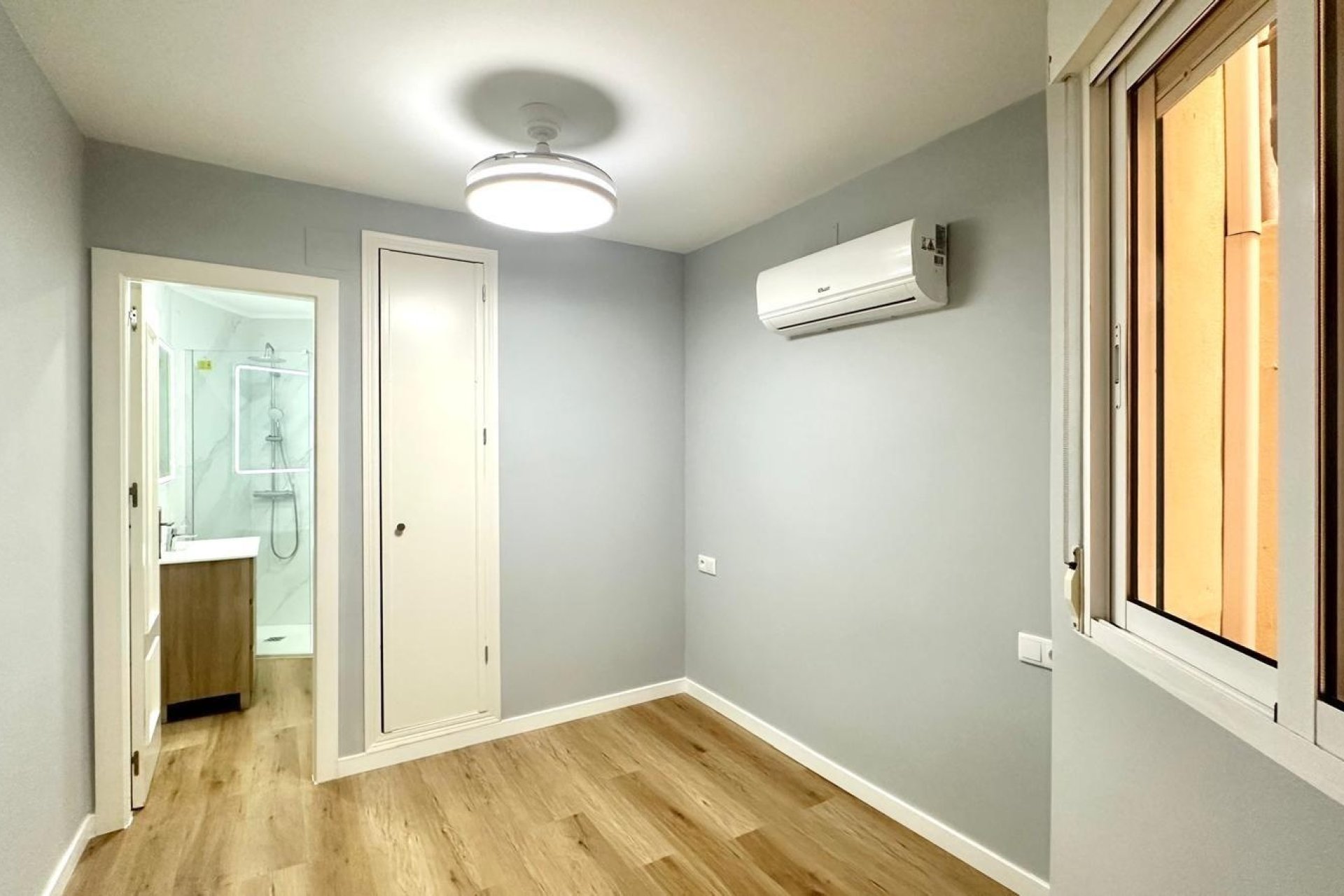 Herverkoop - Apartment -
Torrevieja - La Mata Pueblo