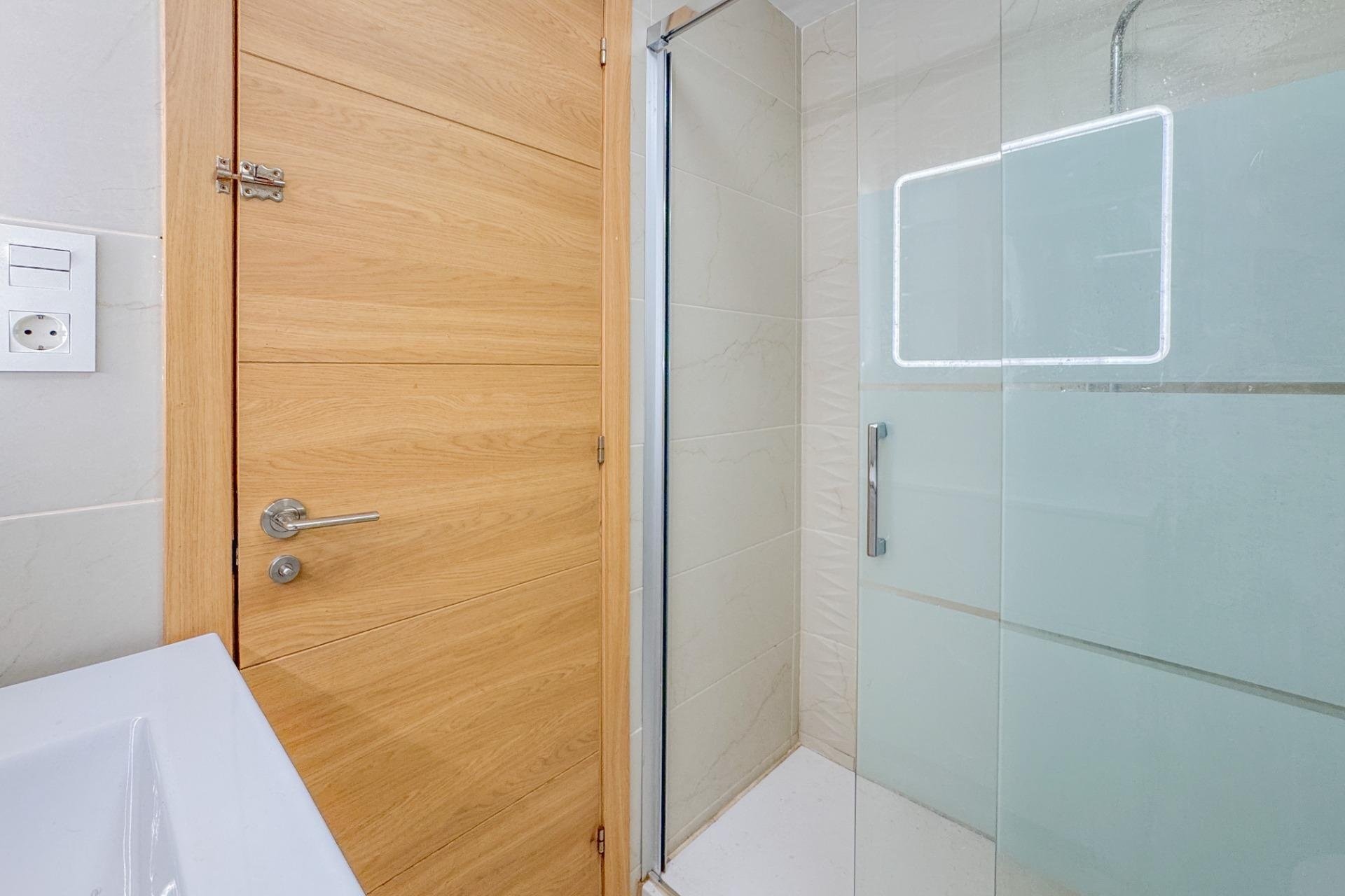 Herverkoop - Apartment -
Torrevieja - La Mata Pueblo