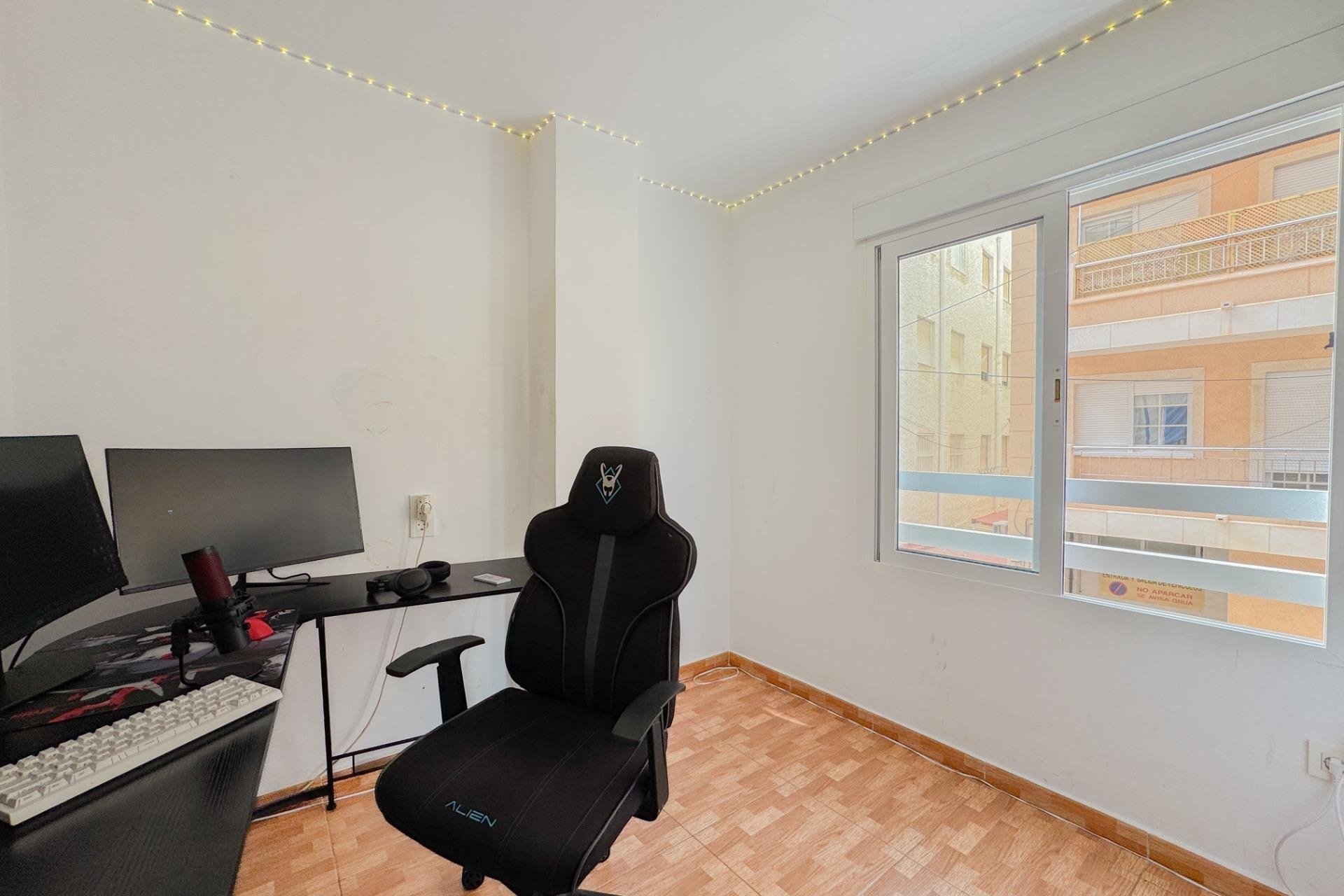 Herverkoop - Apartment -
Torrevieja - La Mata Pueblo