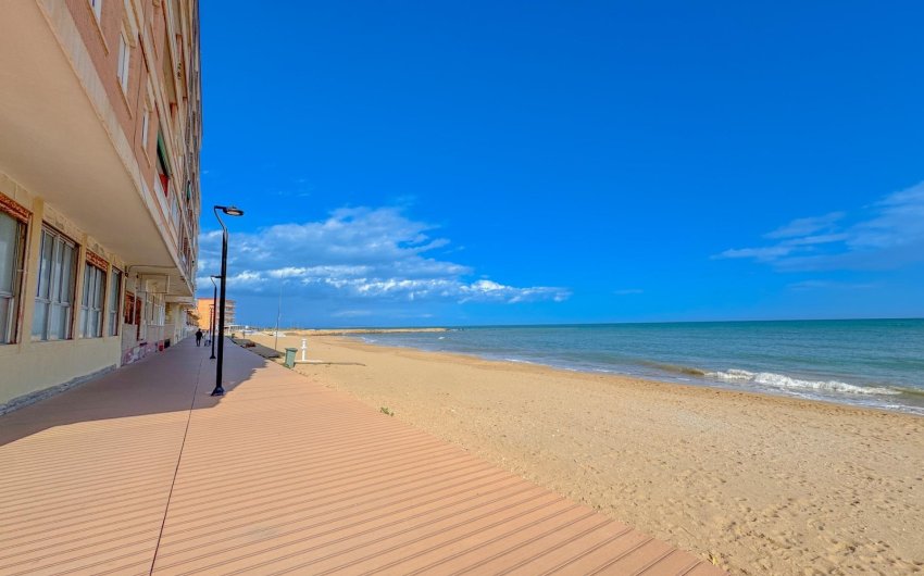 Herverkoop - Apartment -
Torrevieja - La Mata Pueblo