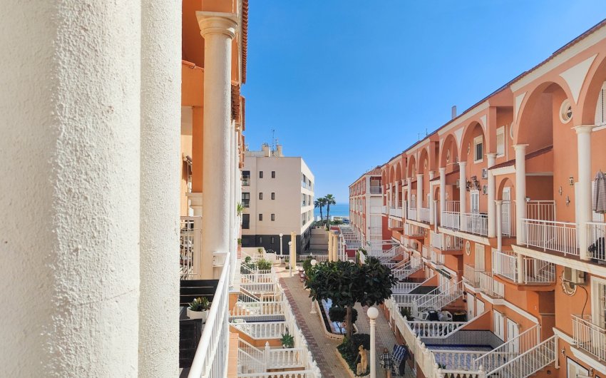 Herverkoop - Apartment -
Torrevieja - La Mata