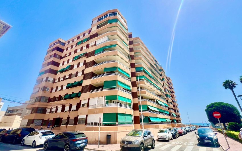 Herverkoop - Apartment -
Torrevieja - La Mata