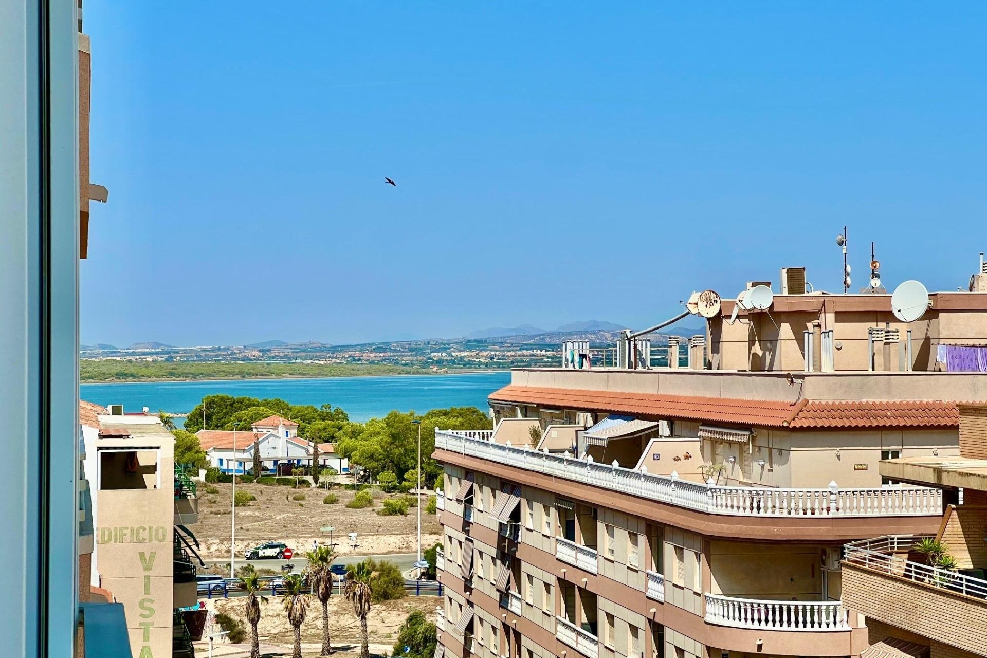Herverkoop - Apartment -
Torrevieja - La Mata