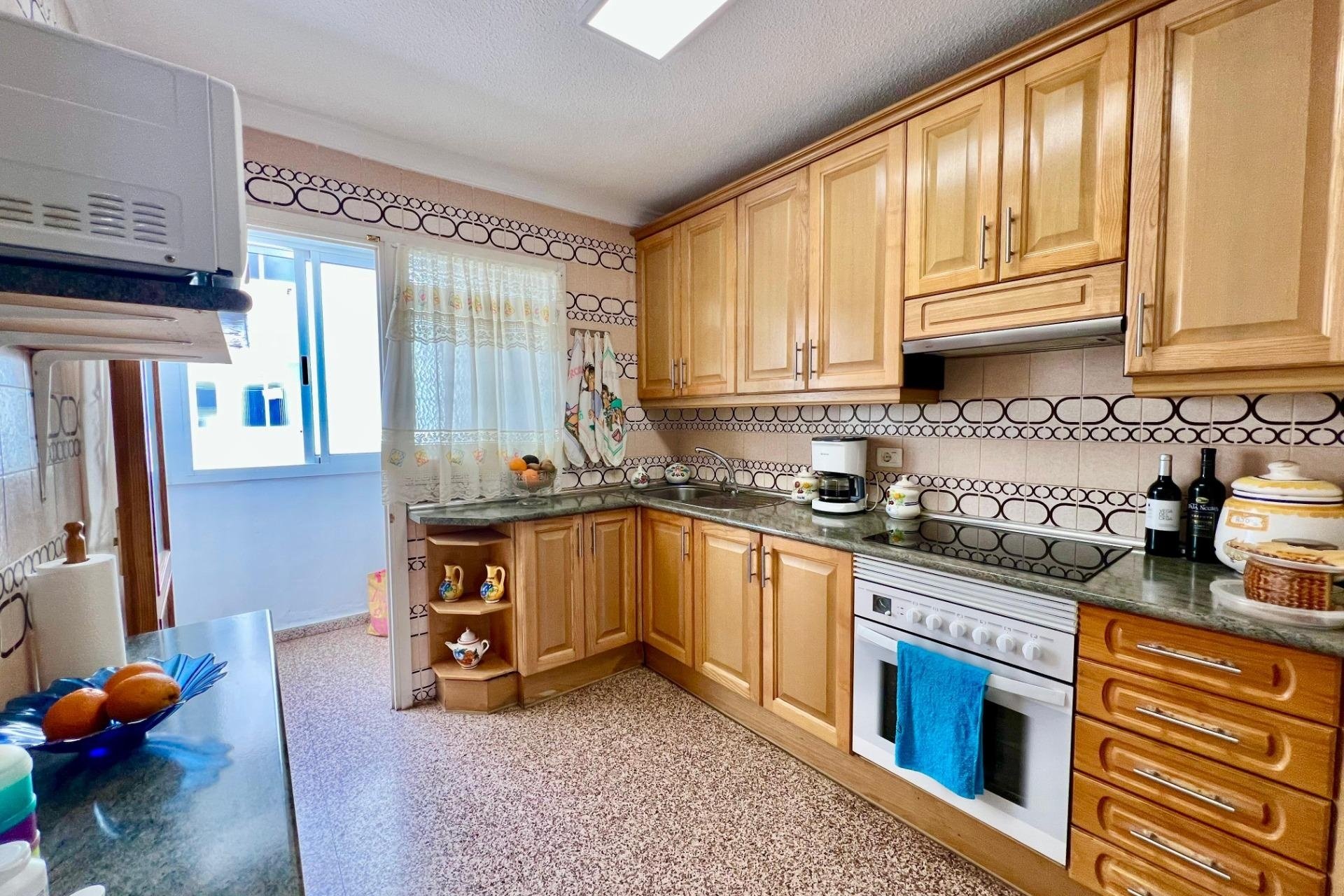 Herverkoop - Apartment -
Torrevieja - La Mata