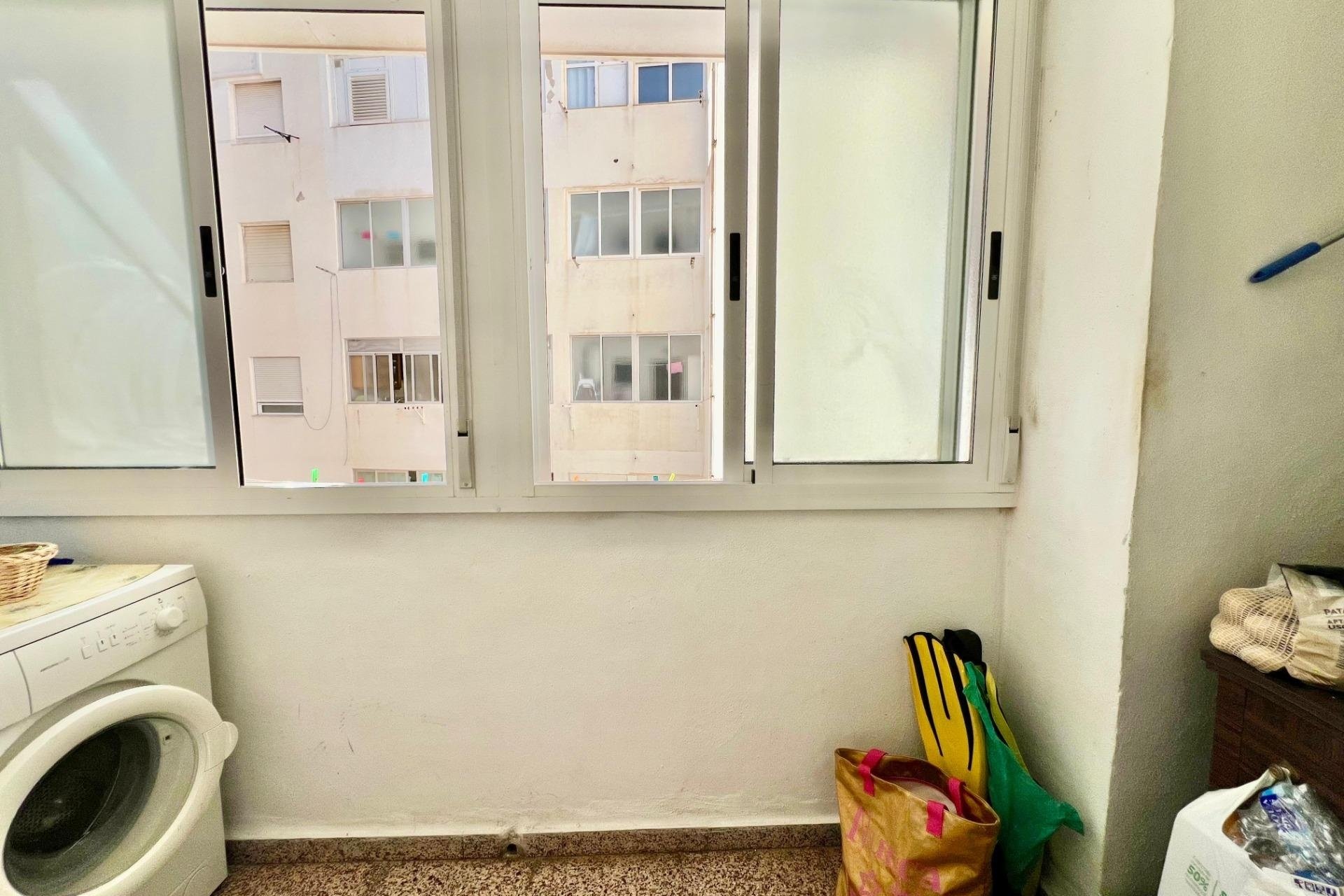 Herverkoop - Apartment -
Torrevieja - La Mata