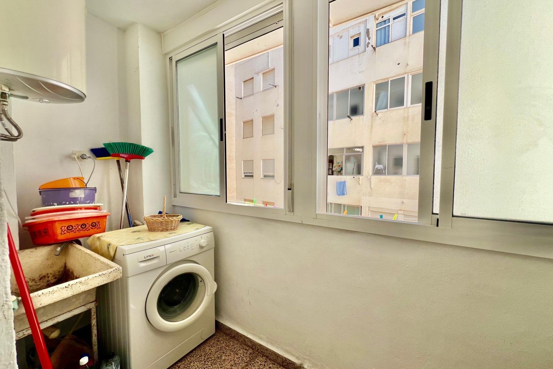 Herverkoop - Apartment -
Torrevieja - La Mata