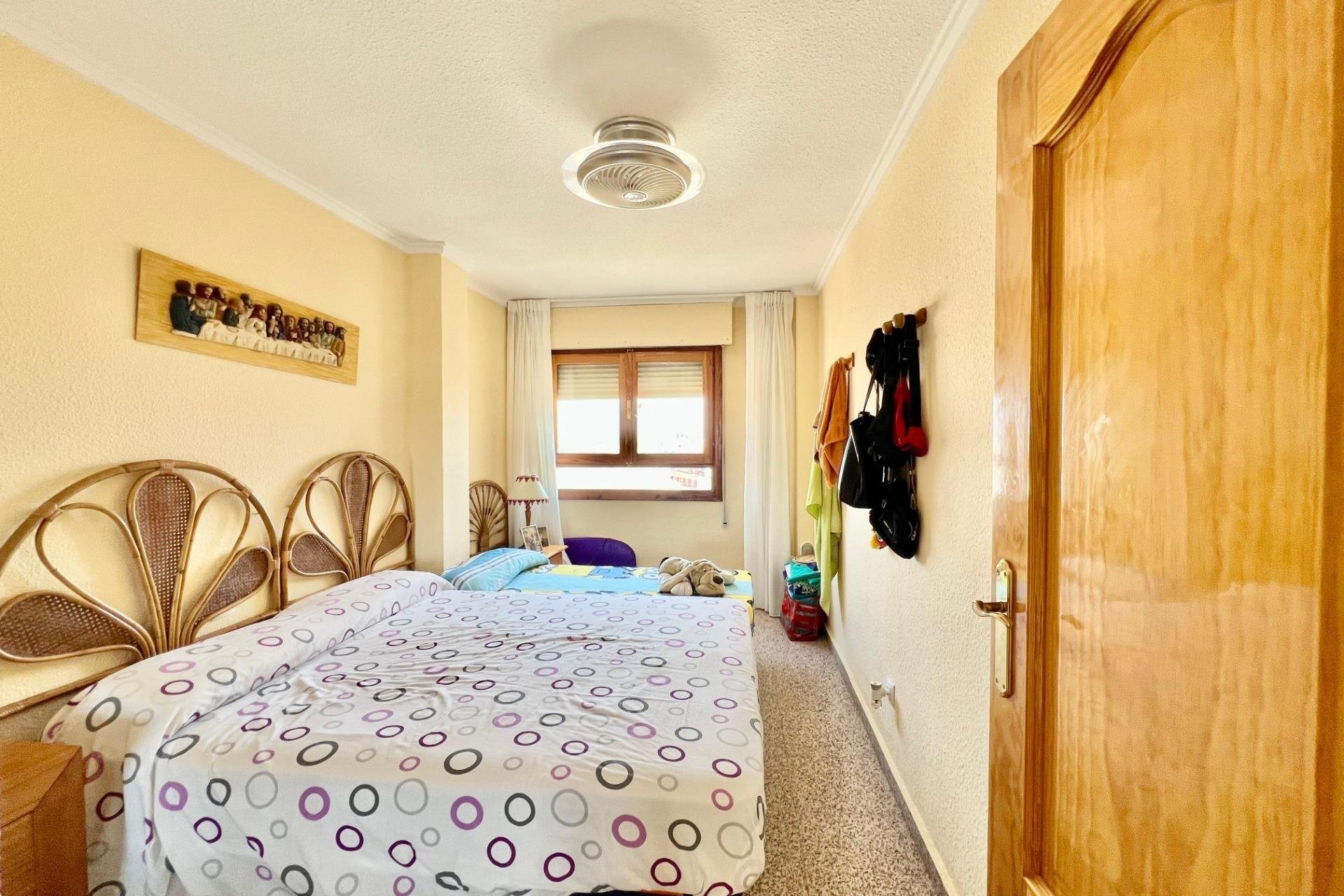 Herverkoop - Apartment -
Torrevieja - La Mata