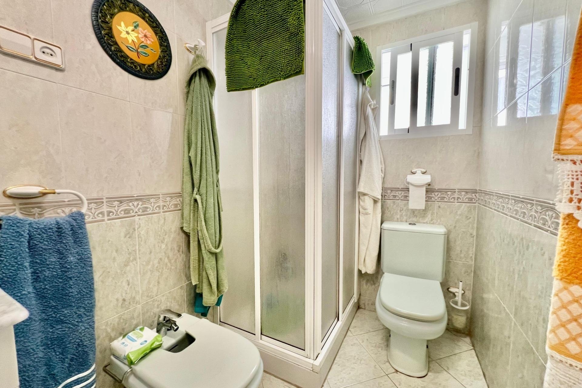 Herverkoop - Apartment -
Torrevieja - La Mata