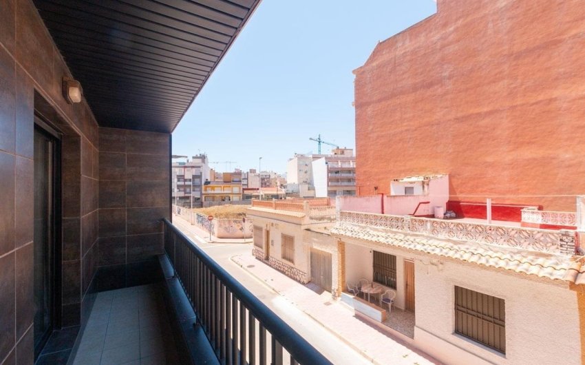 Herverkoop - Apartment -
Torrevieja - La Mata