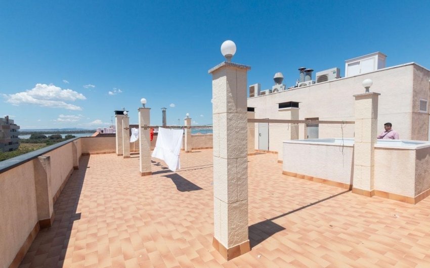 Herverkoop - Apartment -
Torrevieja - La Mata