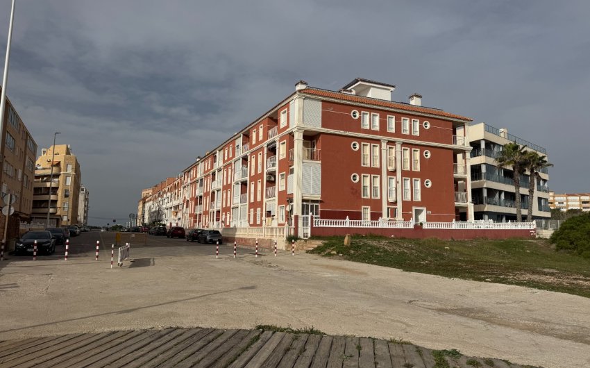Herverkoop - Apartment -
Torrevieja - La Mata