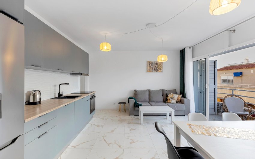 Herverkoop - Apartment -
Torrevieja - La Mata