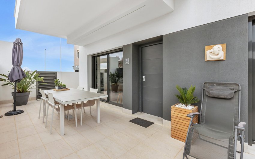 Herverkoop - Apartment -
Torrevieja - La Mata