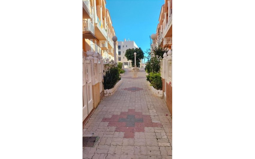 Herverkoop - Apartment -
Torrevieja - La Mata