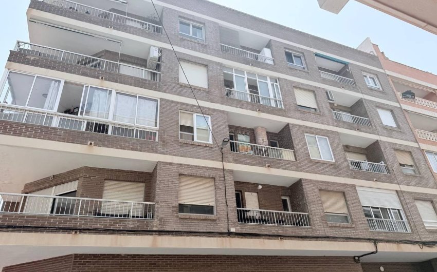 Herverkoop - Apartment -
Torrevieja - La Mata