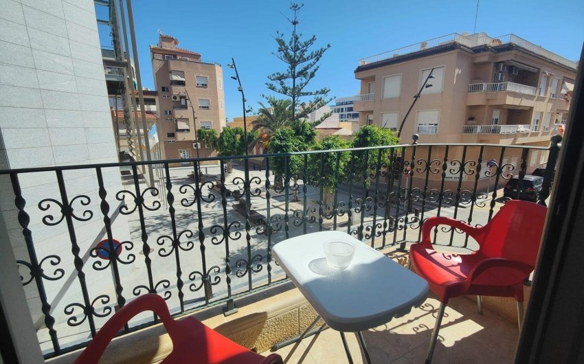 Herverkoop - Apartment -
Torrevieja - La Mata