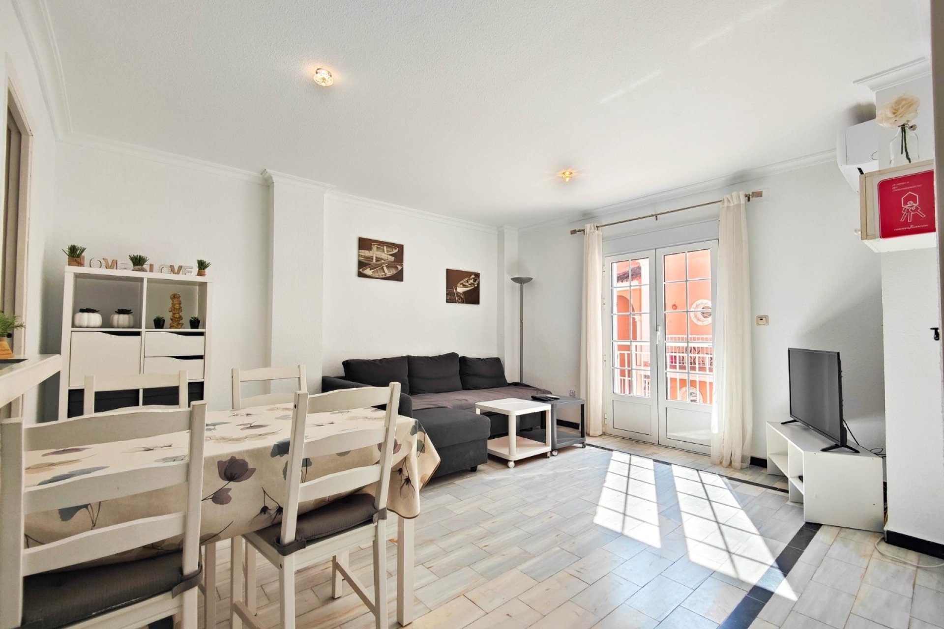 Herverkoop - Apartment -
Torrevieja - La Mata