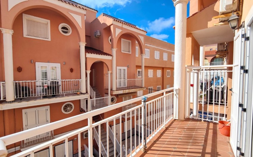 Herverkoop - Apartment -
Torrevieja - La Mata