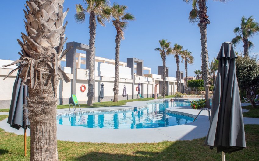 Herverkoop - Apartment -
Torrevieja - La Mata