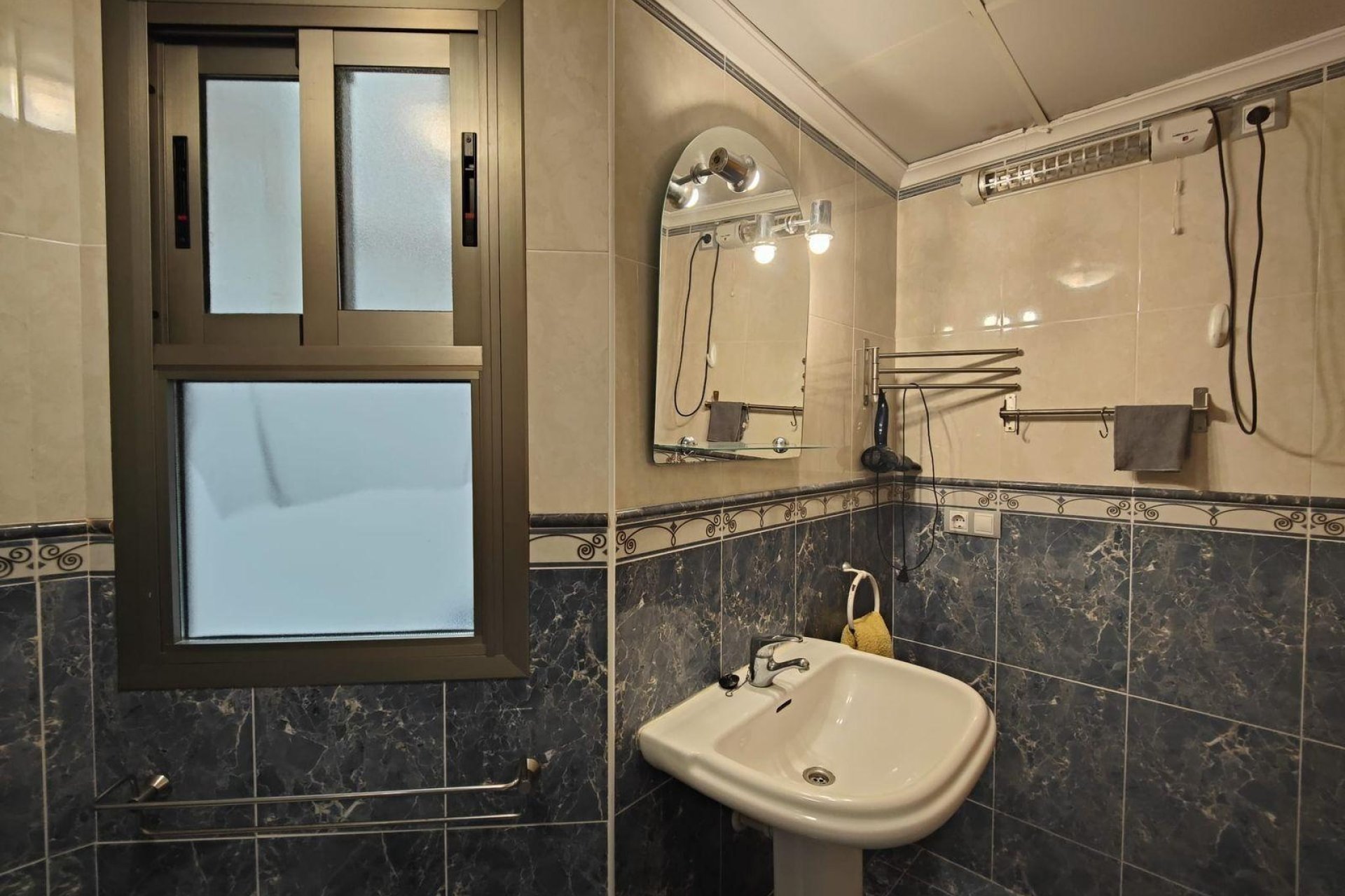 Herverkoop - Apartment -
Torrevieja - La Mata