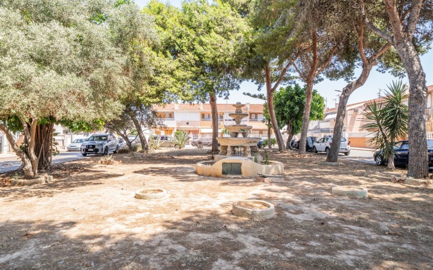 Herverkoop - Apartment -
Torrevieja - La Veleta
