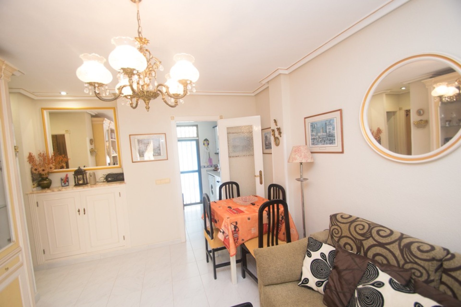 Herverkoop - Apartment -
Torrevieja - La veleta