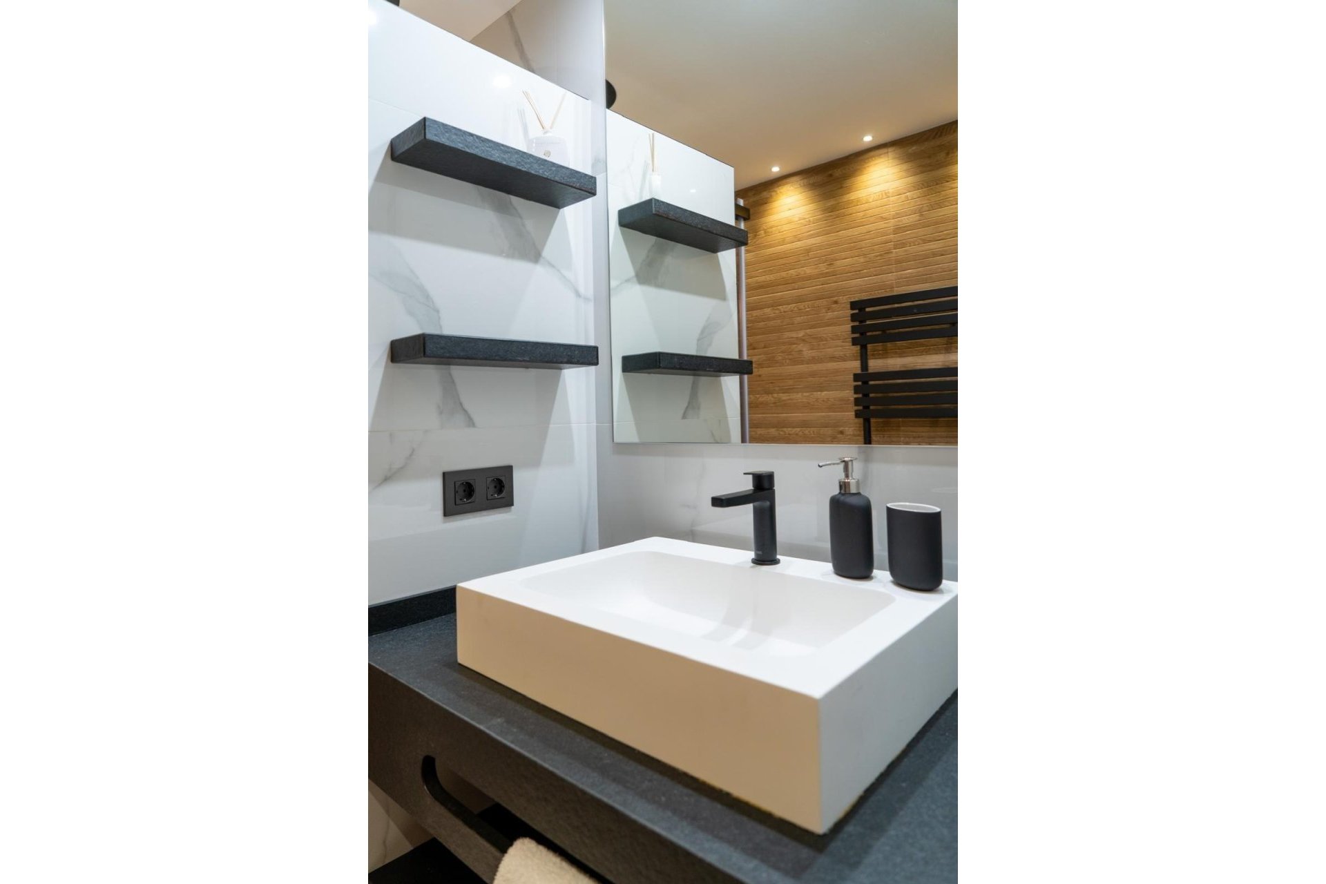 Herverkoop - Apartment -
Torrevieja - La Veleta