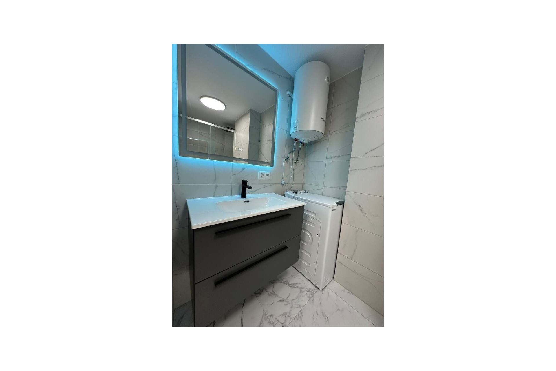 Herverkoop - Apartment -
Torrevieja - La Veleta