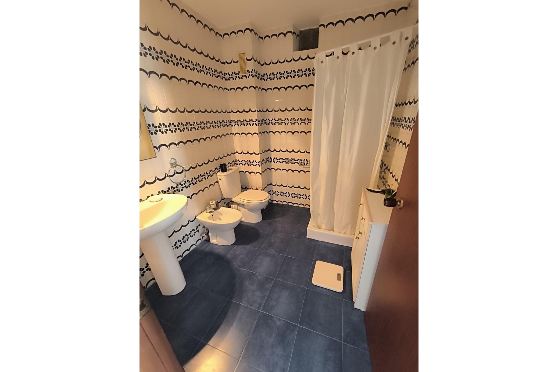 Herverkoop - Apartment -
Torrevieja - Las Piscinas Naturales