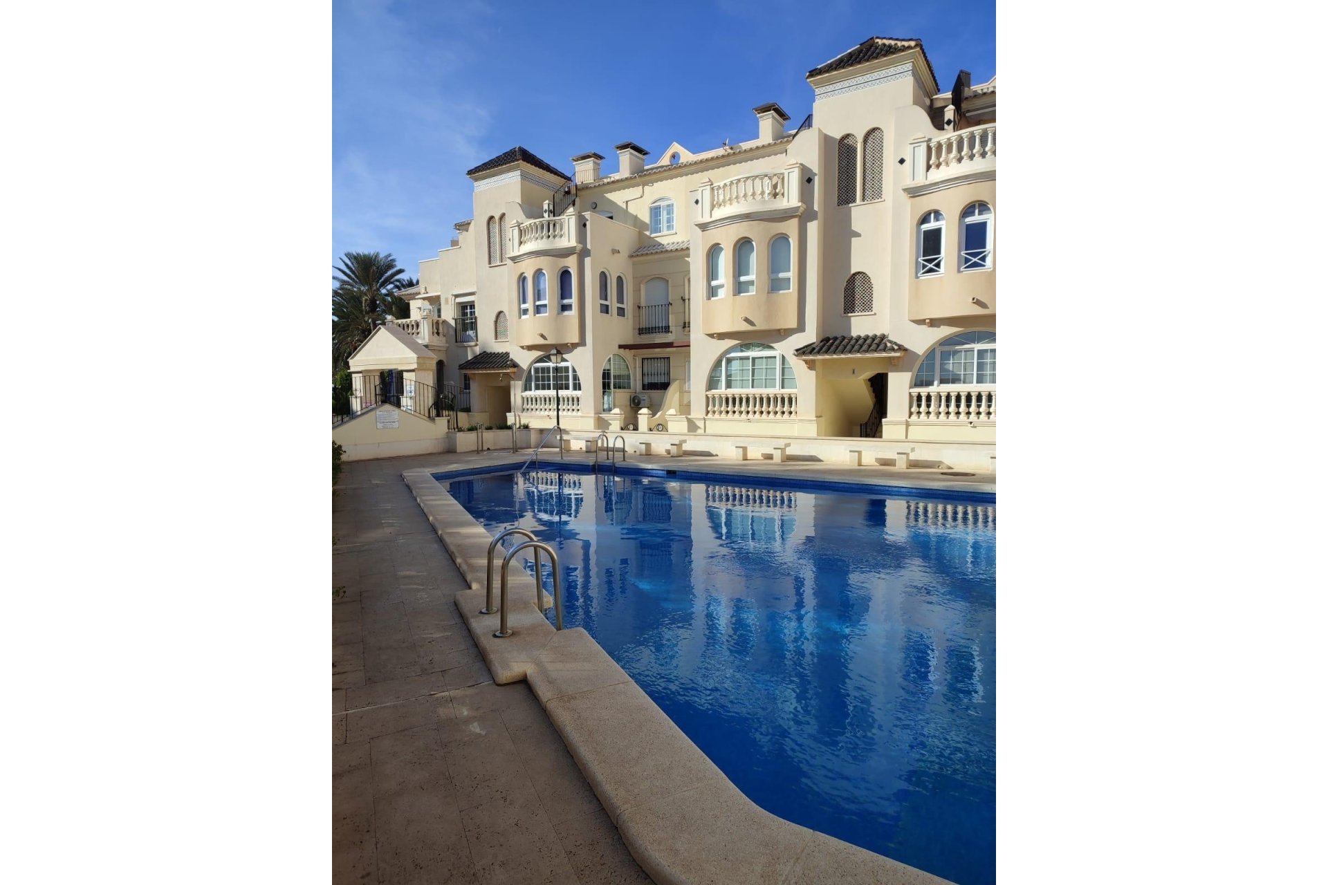 Herverkoop - Apartment -
Torrevieja - Los Frutales