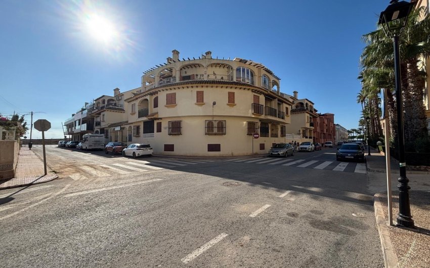 Herverkoop - Apartment -
Torrevieja - Los Frutales