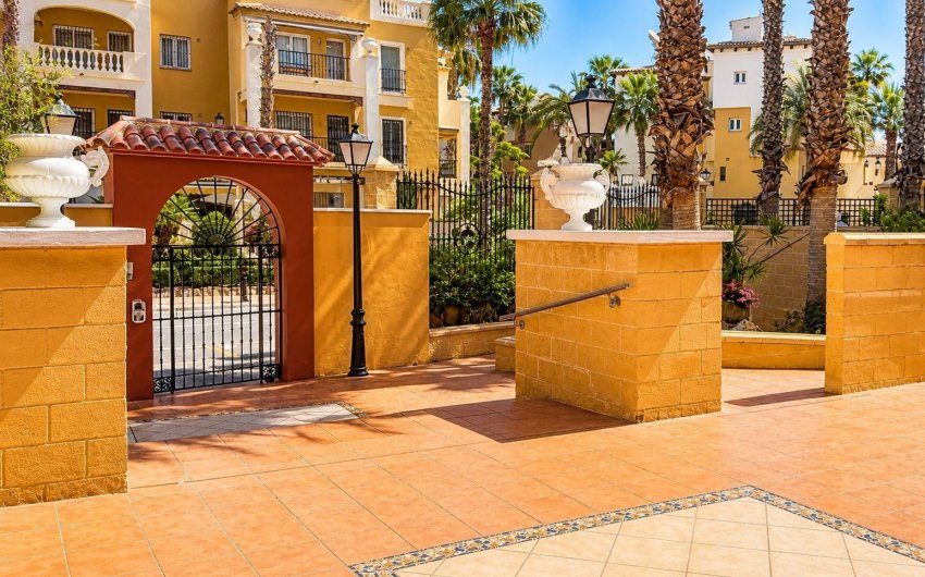 Herverkoop - Apartment -
Torrevieja - Los Frutales