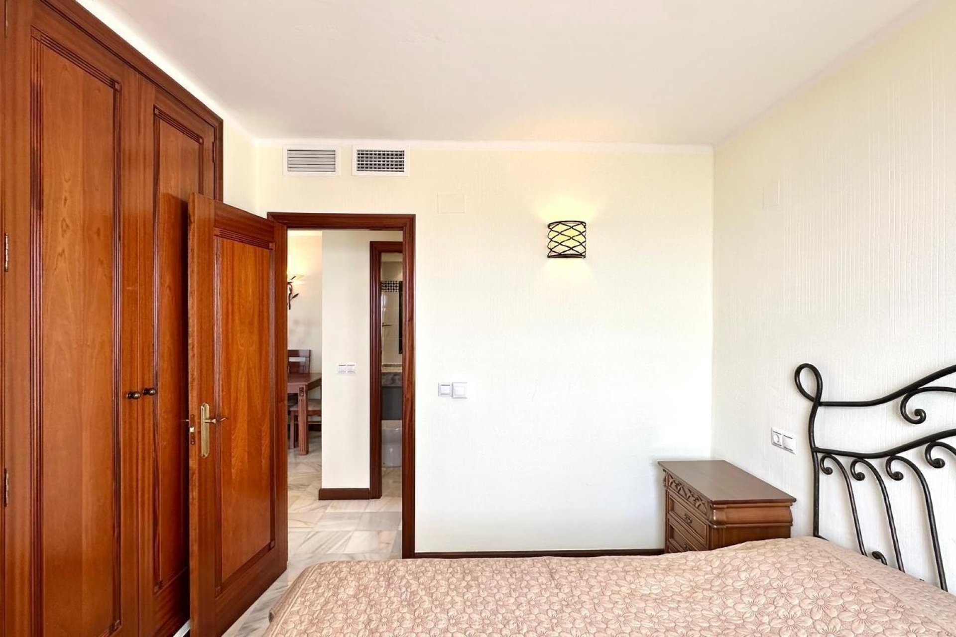 Herverkoop - Apartment -
Torrevieja - Los Frutales