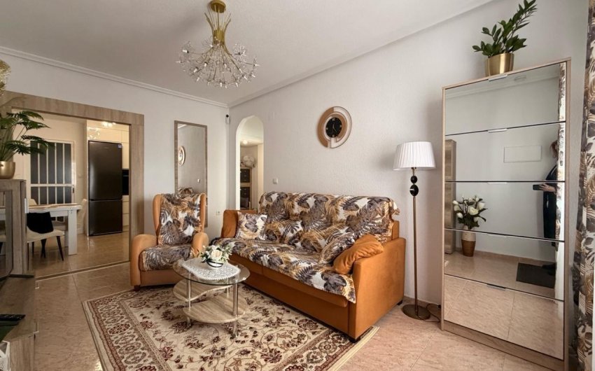 Herverkoop - Apartment -
Torrevieja - Nueva Torrevieja