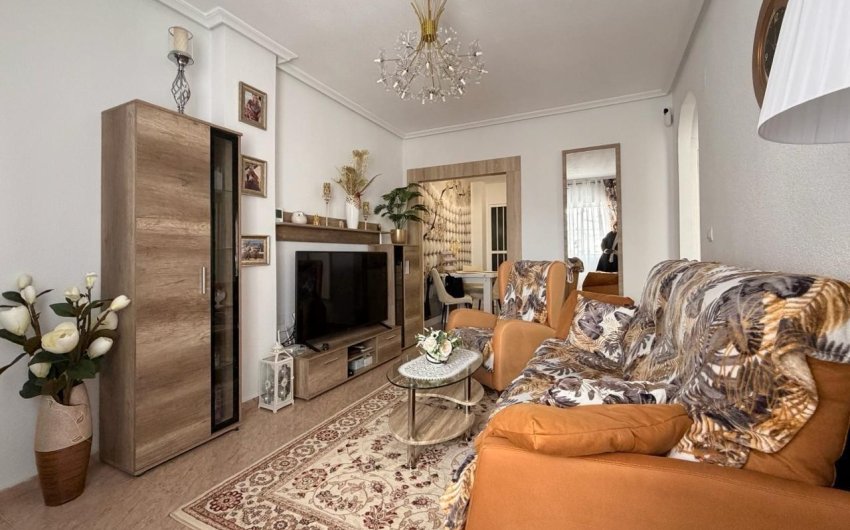 Herverkoop - Apartment -
Torrevieja - Nueva Torrevieja