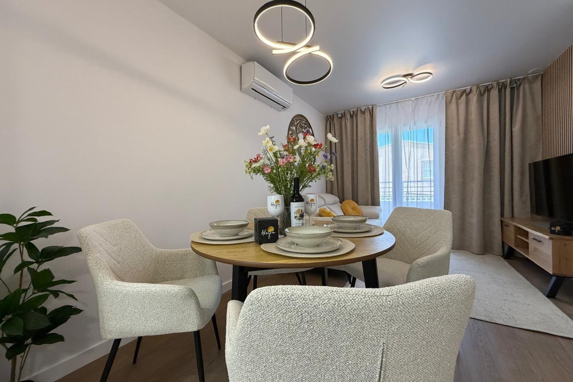 Herverkoop - Apartment -
Torrevieja - Nueva Torrevieja